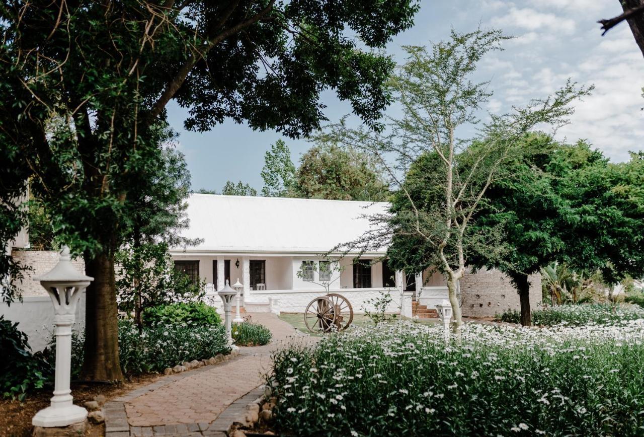 De Opstal Country Lodge オーツホーン エクステリア 写真